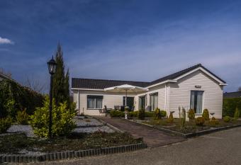 KRAB160 has Balcony rooms