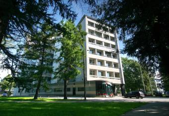 ESTONIA Medical Spa & Hotel allows 18 year olds to book a room