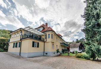 G  stehaus Kleindienst has Balcony rooms