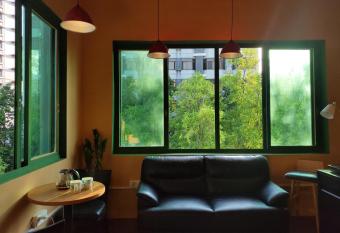 Foshan Cuba Youth Hostel has Balcony rooms