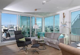 Schwimmendes Haus Sea Lounge has Balcony rooms