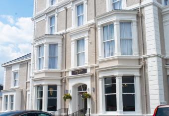 The Cae Mor Hotel allows 18 year olds to book a room