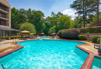Hilton Peachtree City Atlanta Hotel & Conference Center has Balcony rooms