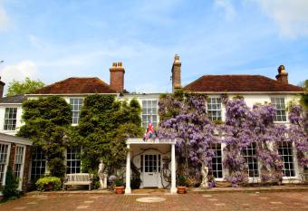 Powdermills Country House Hotel allows 18 year olds to book a room