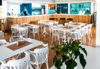 Hotel Lis Mallorca allows 18 year olds to book a room