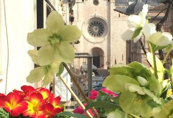 B&B Homer Trento has Balcony rooms