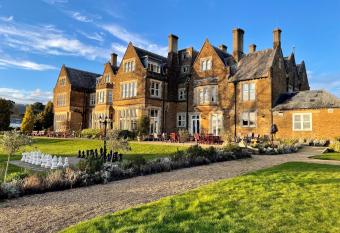 Hartsfield Manor has Balcony rooms