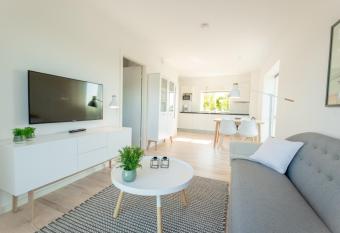 Aalborg Hotel Apartments allows 18 year olds to book a room