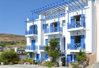 Athos Studios has Balcony rooms