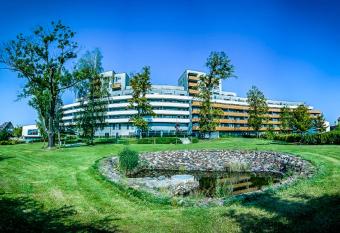 Apartm  nov   d  m Landek has Balcony rooms