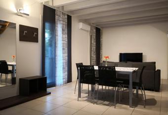 Villa Zen Apartment has Balcony rooms