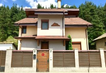 Vila Rila Samokov allows 18 year olds to book a room