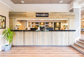 Piccadilly Hotel allows 18 year olds to book a room