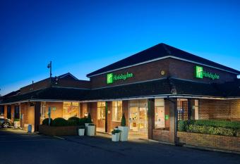 Holiday Inn High Wycombe M40, Jct.4, an IHG Hotel allows 18 year olds to book a room
