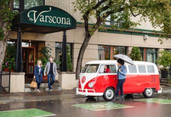 Varscona Hotel on Whyte allows 18 year olds to book a room