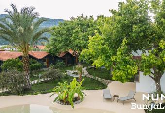 Nun Bungalove has Smoking/Balcony rooms