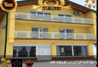 Vip villa                         has rooms with a private hot tub