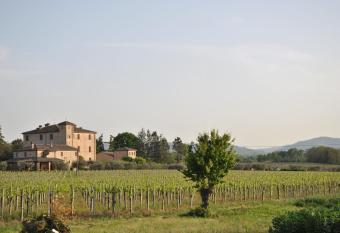 A Casa di Franco allows 18 year olds to book a room