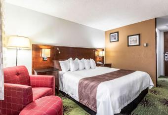 Quality Inn & Suites allows 18 year olds to book a room