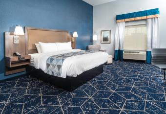 Best Western Plus St. Louis Airport Hotel allows 18 year olds to book a room