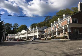Inn on the Hudson has Balcony rooms