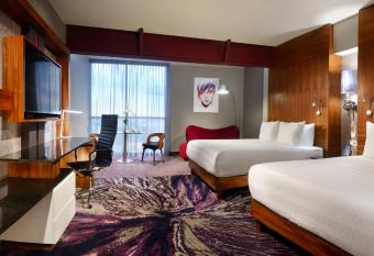 Hard Rock Hotel Guadalajara has rooms with a private hot tub