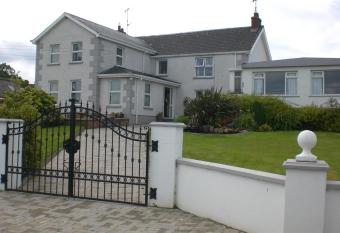 Beau Vista has Balcony rooms