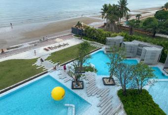 Veranda Residence Pattaya by Boom has Balcony rooms