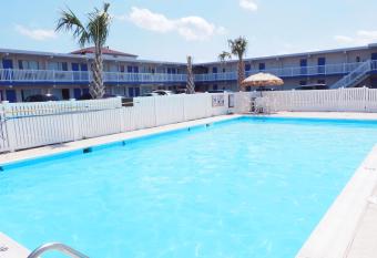 Seashire Inn & Suites allows 18 year olds to book a room