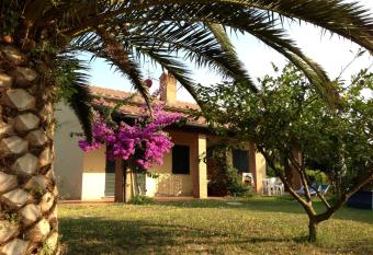 Casa Vacanze MARE ETRUSCO has Smoking rooms