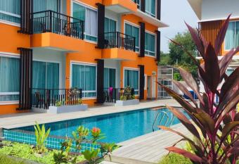 Long N Joy Samui allows 18 year olds to book a room