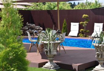 Pensiunea Casa Zece has Balcony rooms