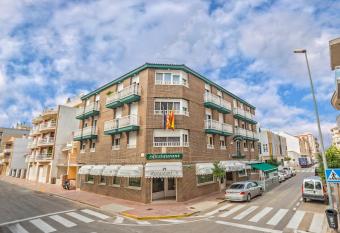 Hotel Teruel allows 18 year olds to book a room