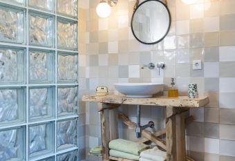 B&B Perron 22 has Balcony rooms