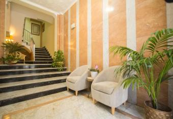 Pensi  n Belmonte II has Balcony rooms