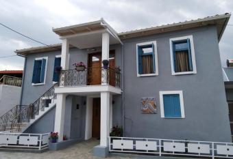 Alexanderland has Balcony rooms