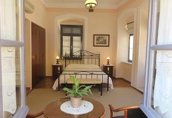 Phaedra Hotel has Balcony rooms