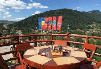 Club Vila Bran allows 18 year olds to book a room