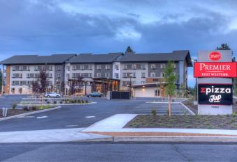 Hotel Peppertree Bend, BW Premier Collection has Balcony rooms