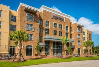 Staybridge Suites Charleston - Mount Pleasant By IHG has Balcony rooms