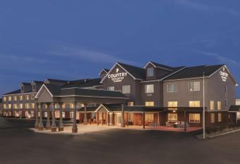 Country Inn & Suites by Radisson  London  KY allows 18 year olds to book a room