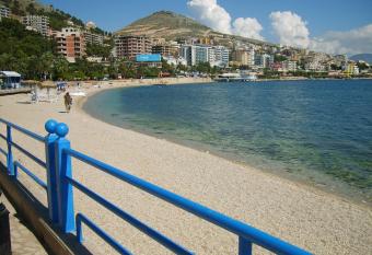 Chris apartments1 has Smoking/Balcony rooms