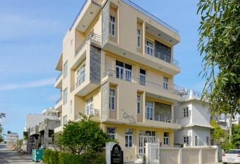 Shahpura Dev Villa has Balcony rooms