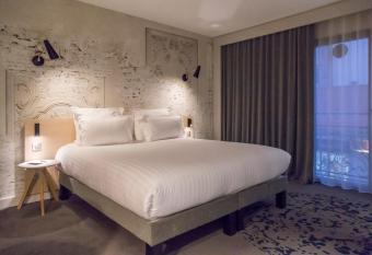 Nemea Appart Hotel Cannes Palais allows 18 year olds to book a room