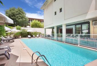 Odalys City Aix en Provence Les Floridianes allows 18 year olds to book a room