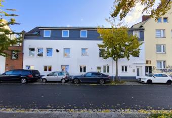 Pension Isabel I has Balcony rooms