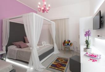 B&B MARSALA has Balcony rooms