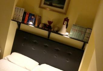 Luna has Balcony rooms