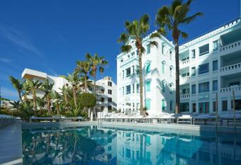 Hotel MiM Ibiza & Spa - Adults Only has Balcony rooms
