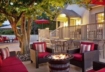 Sheraton Great Valley Hotel has Balcony rooms